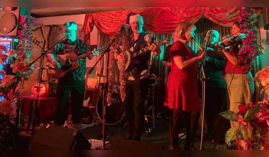 Danny Jones and Friends With a What's Cookin' Christmas!